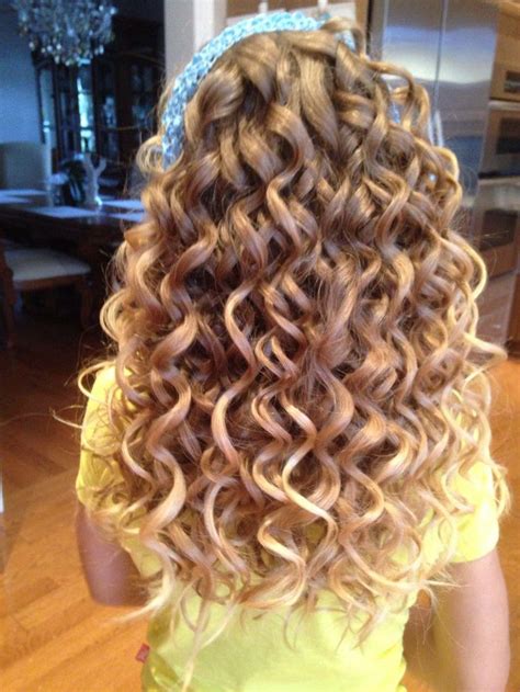 Spiral Curls Done With Small Barrel Curling Wand Curlshairstyletips