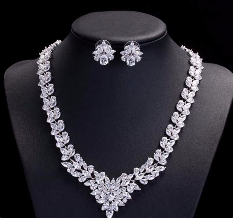 Gorgeous Cubic Zirconia Cluster Necklace And Earrings Women S Jewelry