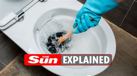 How To Unblock A Toilet Without A Plunger The Us Sun