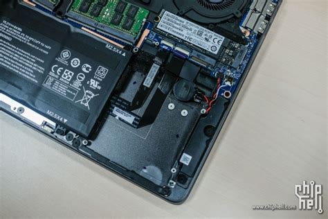 The other slot has been free. HP Zbook Studio G3 Disassembly and RAM, SSD upgrade guide ...