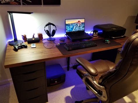 Corner Gaming Laptop Desk Setup For Streamer Gaming Room And Desk Setup