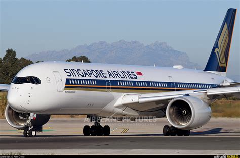 9v Smk Singapore Airlines Airbus A350 900 At Barcelona El Prat