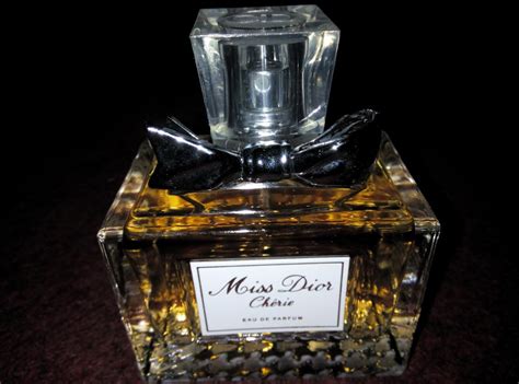 Miss Dior Cherie Eau De Parfum Christian Dior Parfum Ein Es Parfum