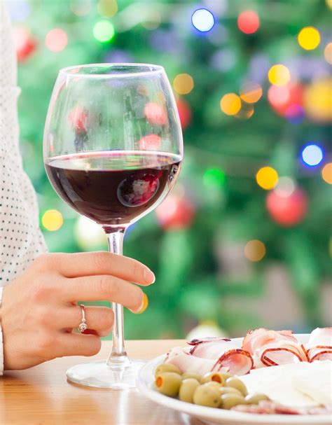 Here are 18 ideas to inspire your holiday purchase. Best Gifts for a Wine Lover - Good Life of a Housewife
