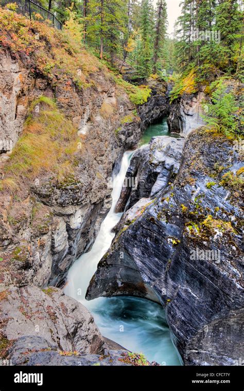 Maligne Waterfalls Hi Res Stock Photography And Images Alamy