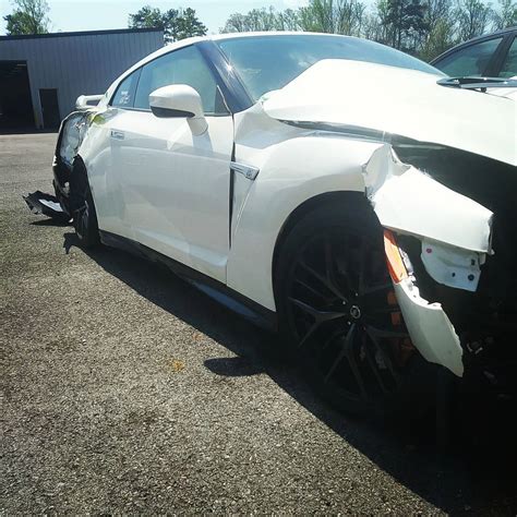 Watch A Brand New Nissan Gt R Crash On Tail Of The Dragon The Drive