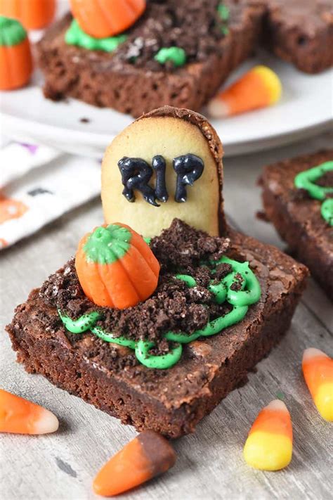 20 Super Easy Halloween Treats Anyone Can Make Adventures Of Mel