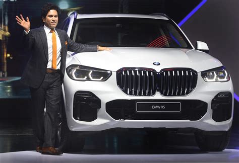 Bmw x1 comes with bs6 compliant petrol and diesel engine options. BMW launches new X5 SUV in India, prices start at Rs 72.9 lakh