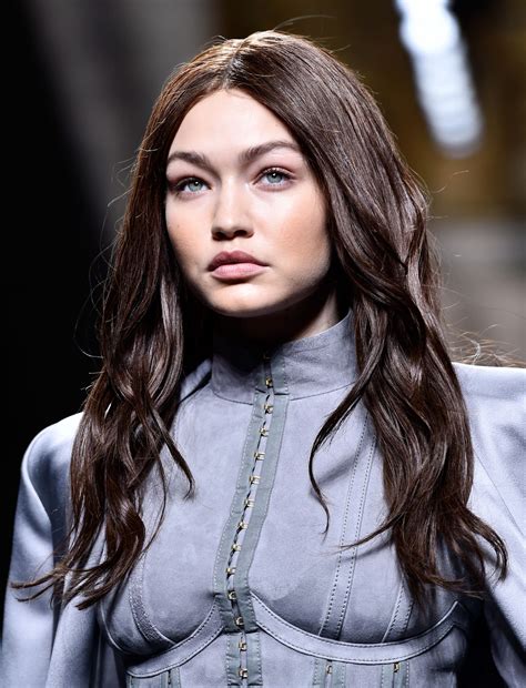 See The Wildest Beauty Looks Gigi Hadid Wore During Fashion Month Glamour