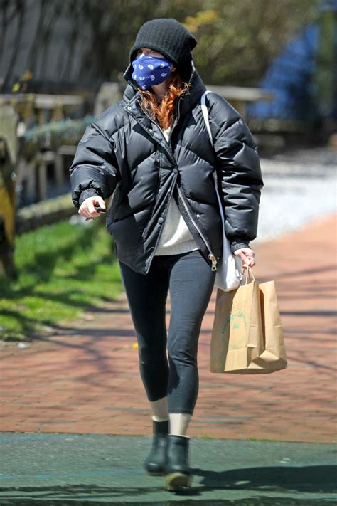 Feast your peepers on these pictures of her feet, legs and toes. Julianne Moore in a Black Knit Hat Heads Out to Pick up ...