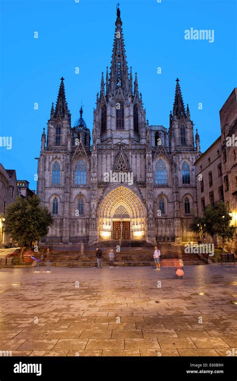 Barcelona Cathedral Hi Res Stock Photography And Images Alamy