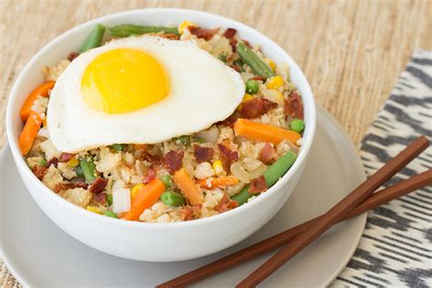 Cauliflower Fried Rice Breakfast Bowl Hungry Girl