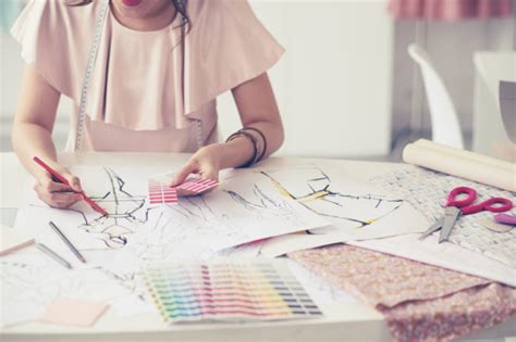 How To Become A Successful Fashion Designer Virily