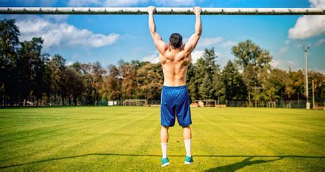 These Are The 8 Best Bodyweight Exercises For The Back