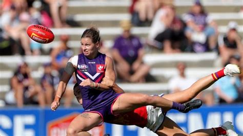 Bowers Stars Dockers Beat Eagles In Aflw The West Australian