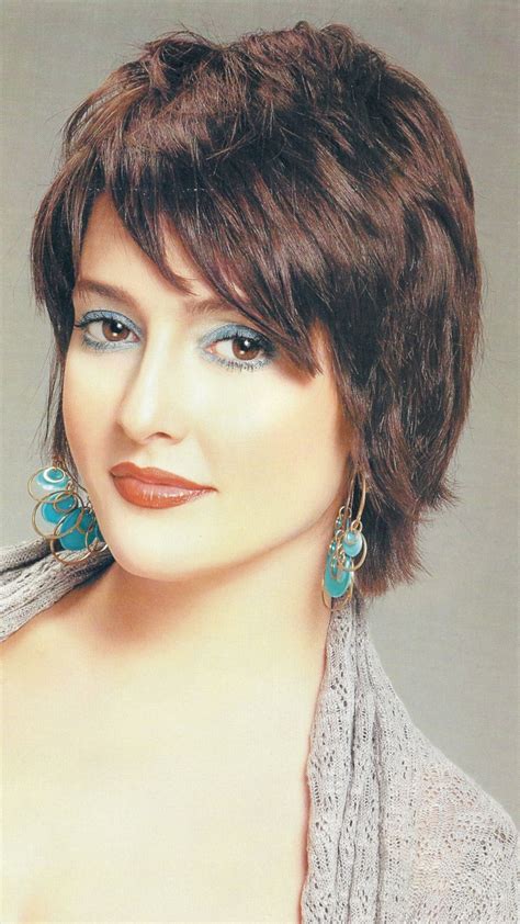 2019 hairstyles for grey hair over 50, 60 and 70. shaggy hairstyles | Medium Shaggy Layered Hairstyles | New ...
