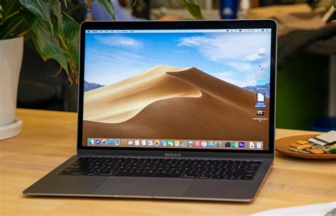 Macbook Pro Users Are Dealing With A Screen Issue How To Get Rid Of