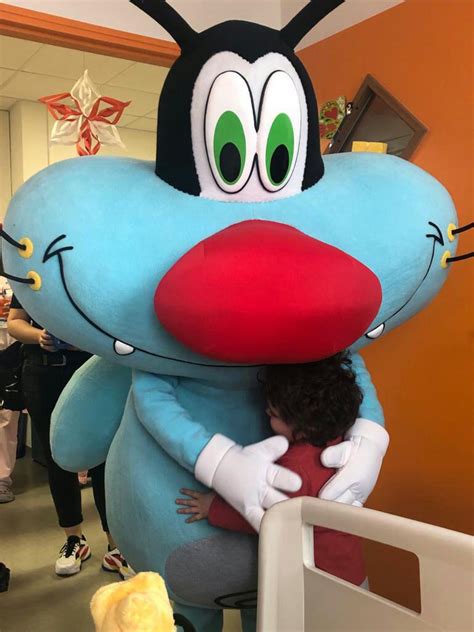 Oggy Zig Et Sharko Fêtent Noël Avec Les Associations Cékedubonheur Et