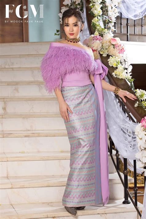 Pretty Wut Mhone Shwe Yi In Myanmar Outfit Style Traditional Dresses