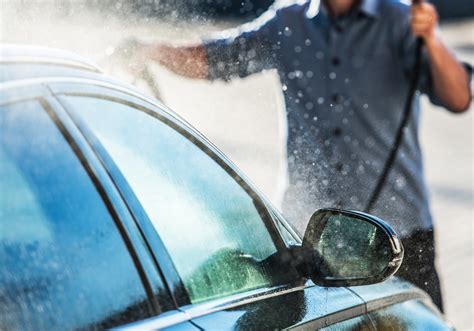 No one likes a dirty car, but not everyone likes to spend time washing it. Self Service Car Washing Near You (North Brisbane) | Spin Car Wash