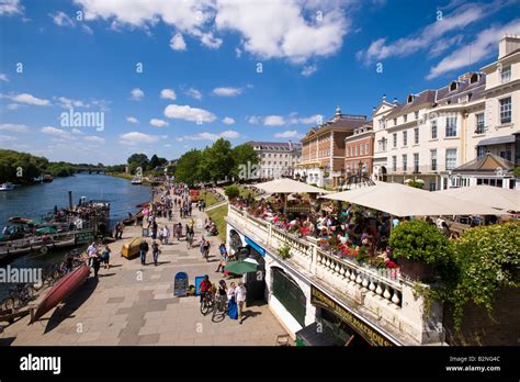 Richmond Riverside Hi Res Stock Photography And Images Alamy
