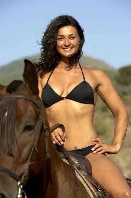 47 Natalie J Robb Nude Pictures Which Will Make You Feel All Excited