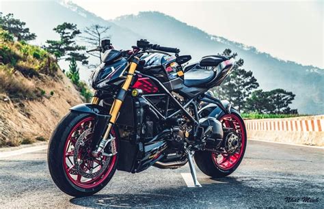 1,681 street fighter motorcycle products are offered for sale by suppliers on alibaba.com, of which motorcycle lighting system accounts for 7%, other motorcycle body systems accounts for 1%, and. Ducati streetfighter | Street fighter motorcycle, Ducati ...