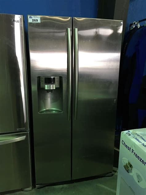 Second, if either of the ice makers gets stuck or jammed, it can make a vibrating noise. SAMSUNG 2 DOOR STAINLESS STEEL REFRIGERATOR WITH WATER AND ...