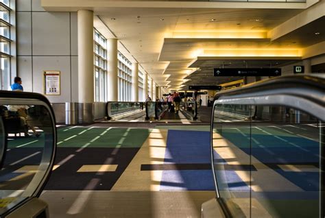 Bloomberg Businessweeks 15 Least Frustrating North American Airports