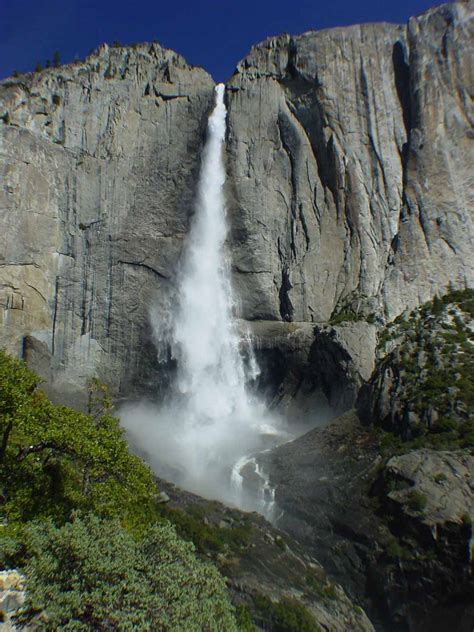 Yosemite Falls Yosemite National Park California Usa