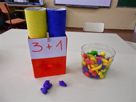 Juego didactico de matematica para alumnos de sexto grado. Como peces trepando árboles: Nuestra máquina de sumar