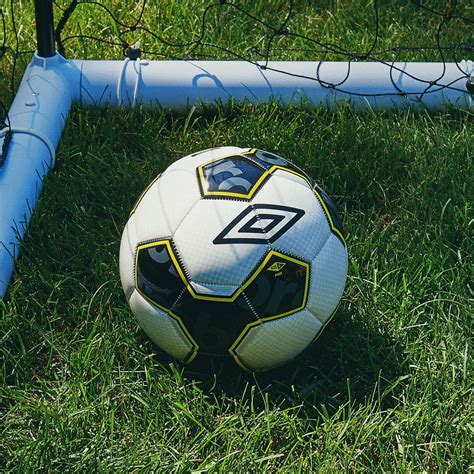 Umbro Soccer Ball Size 5 In Black White And Gold 885777913841 Ebay