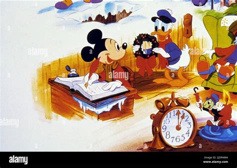 Mickeys Christmas Carol 1983 Donald Duck Hi Res Stock Photography And