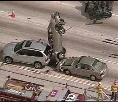 Funny Images Of Some Car Crashes Mast Pics
