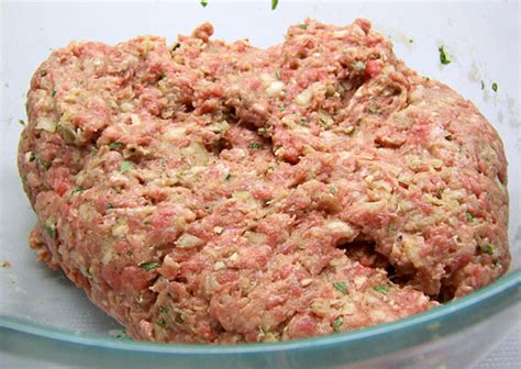 Preheat the grill to high heat. Really Nice Recipes - Beef Burgers