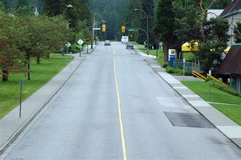 These Road Line Marking Have Some Logic That You May Not Know