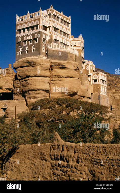 Wadi Dahr Yemen Dar Al Hajar Rock Palace Palace Of The Imam Stock