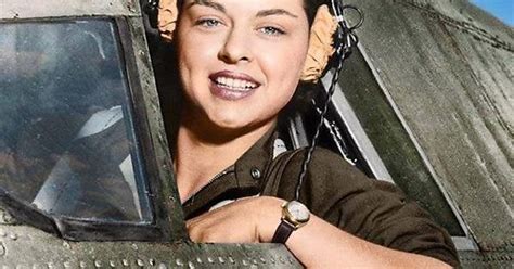 colorized photo of ww2 wasp women airforce service pilot elizabeth l remba gardner 1943 r