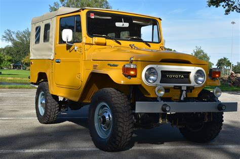 1977 Toyota Land Cruiser Fj43 For Sale On Bat Auctions Sold For