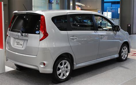 Toyota Passo Sette 2009: Review, Amazing Pictures and Images - Look at the car