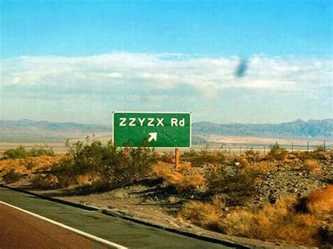 Weirdroadsigns Strange Road Signs 22 Pics Mojave