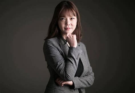 故 김광석의 아내 서해순 변호했던 박훈 곽도원 소속사 대표인 임사라 향해 쓴소리헤럴드경제=이슈섹션 박훈 변호사가 박훈 변호사는 27일 임사라 변호사의 sns에 '임변호사! 내가 왜 떴게? 신은경…세금 못 내 회생절차 진행 중 外 ...