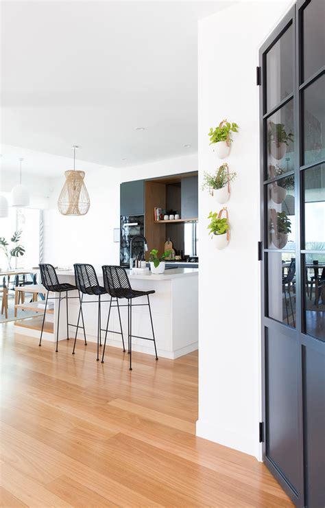 Donna Guyler Design Beach Style Kitchen Gold Coast Tweed By The Design Villa Houzz