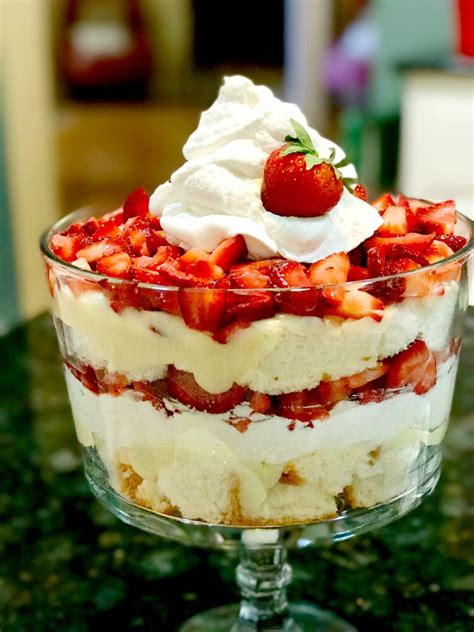 The Best Ever Strawberry Shortcake Trifle Recipe Desserts Trifle