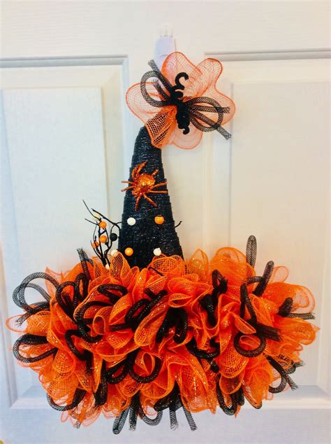 Halloween Witches Hat Door Hanger | Etsy | Diy halloween wreath ...