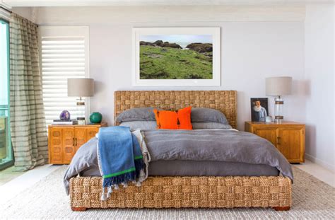 See more ideas about coastal bedroom, bedroom design, coastal bedrooms. Malibu Beach House With Colorful Coastal Interior Decor ...