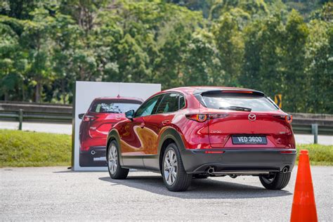 Our comprehensive coverage delivers all you need to know to make an informed car buying decision. Mazda CX-30 Crossover Compact SUV test drive review ...