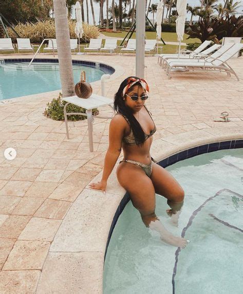 Lil Wayne S Babe Reginae Carter Wows In Hoop Bikini On The Beach