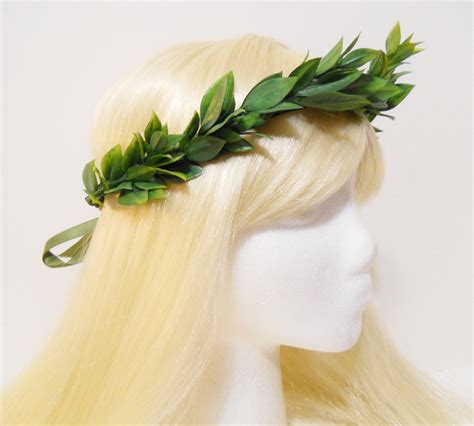 laurel crown green leaf laurel wreath roman goddess laurel wreath headpiece grecian athena toga