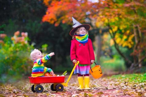 Dont Miss These Trick Or Treating Safety Tips This Year